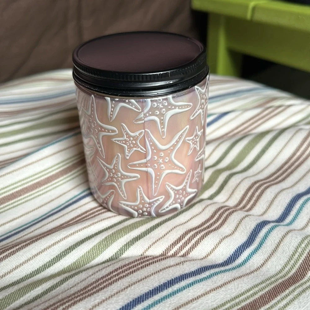 White Barn Island Papaya Single Wick Candle